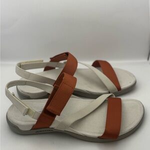 Merrell District 3 Orange‎ Sandals Women’s Size 7 Straps